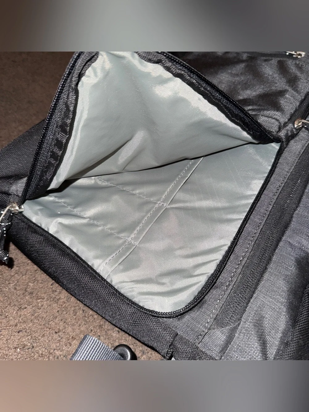 Thule Stravan Laptop Bag Attaché